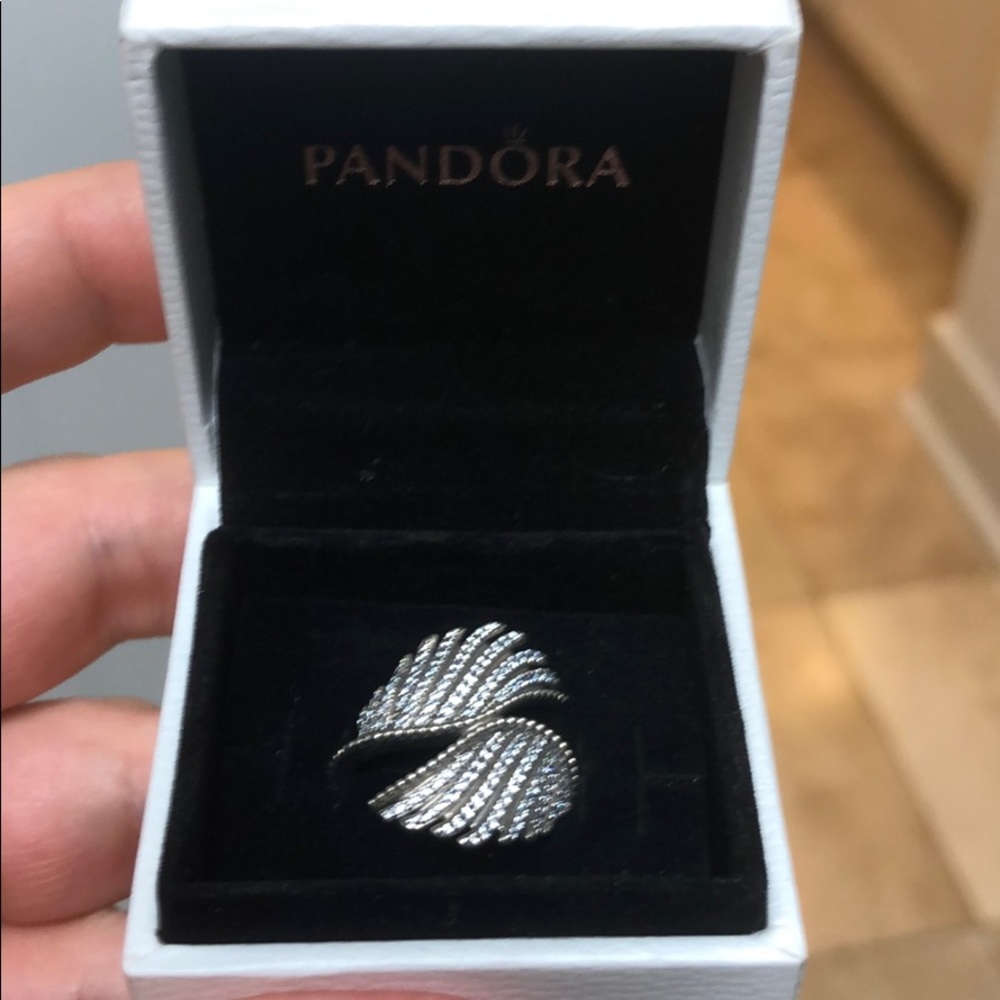 Pandora ring